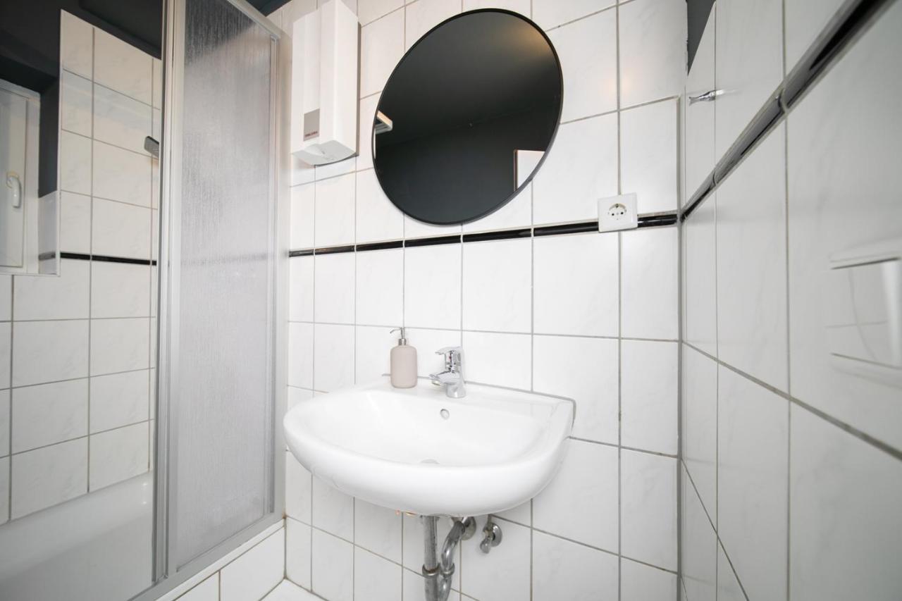 Favorite Stays - Suite And More - Westfeld Neuss Kültér fotó